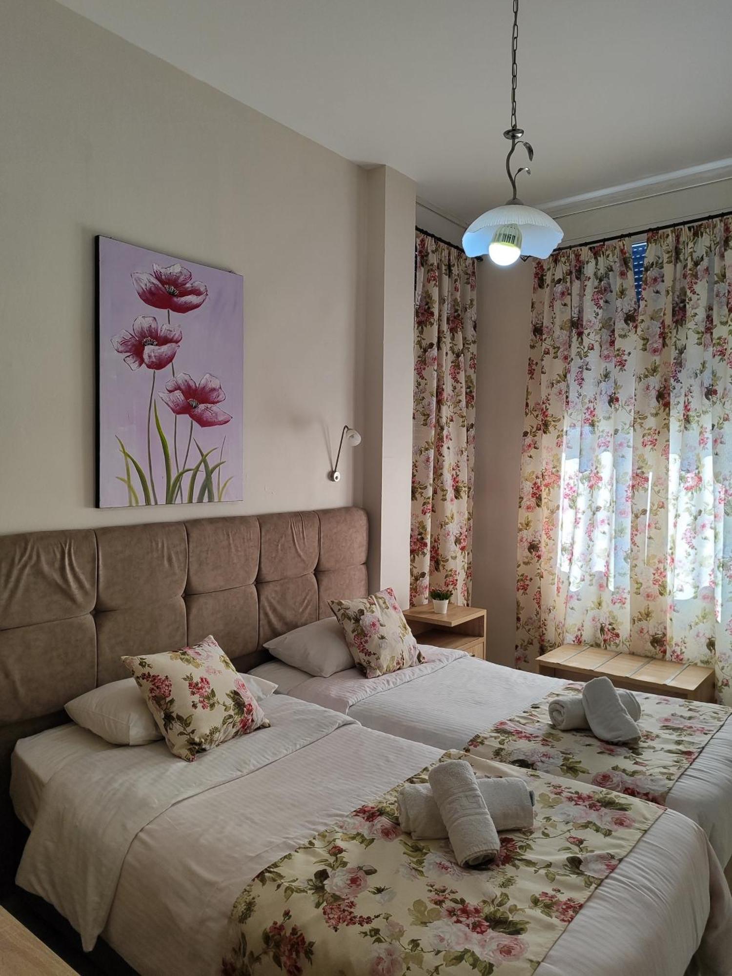 Pelineon Rooms Chios Town Exterior photo