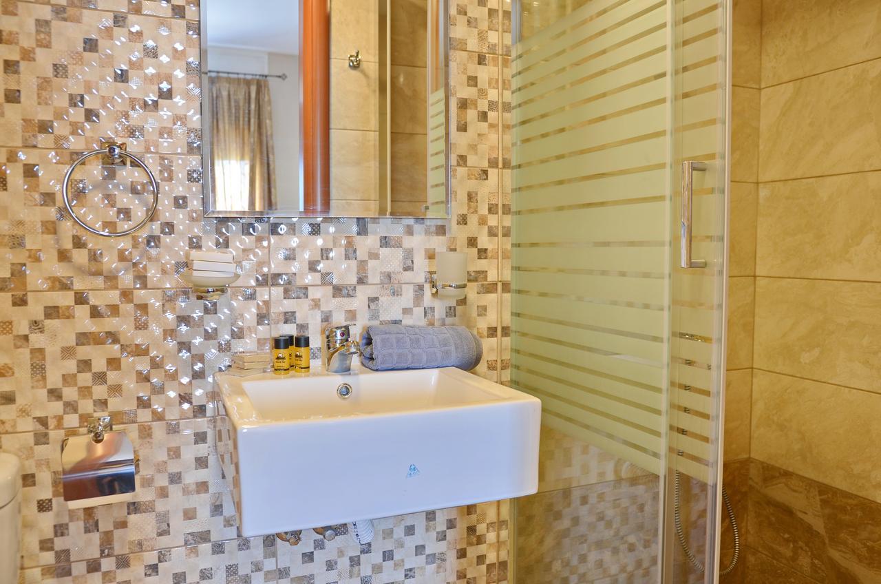 Pelineon Rooms Chios Town Exterior photo